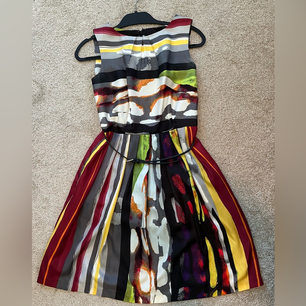 Ellen Tracy Black and Gray Patterned Dress